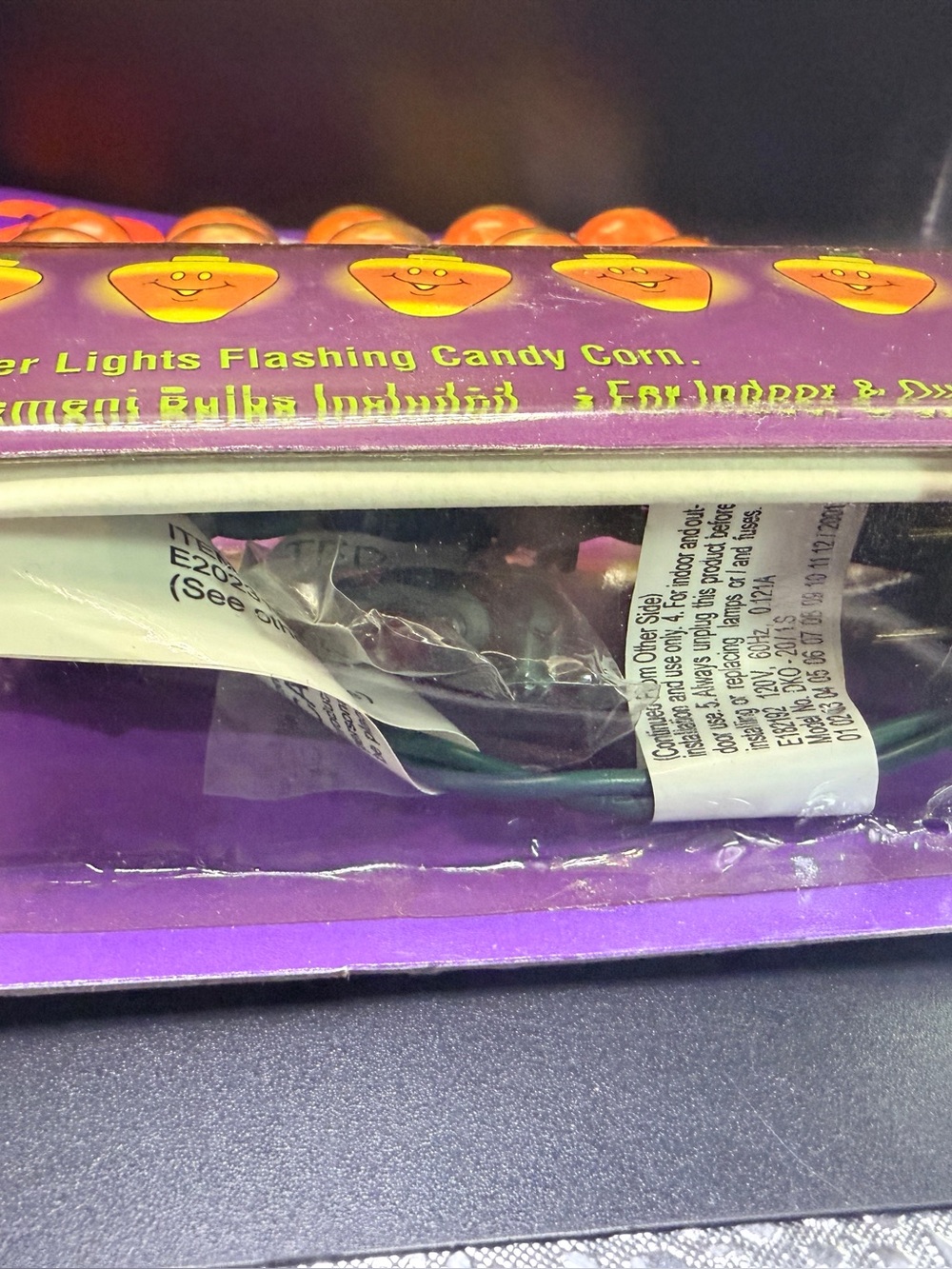 Vintage Unopened Halloween Lights & Avon Ghostly Glow Figurine - Picture 7 of 14